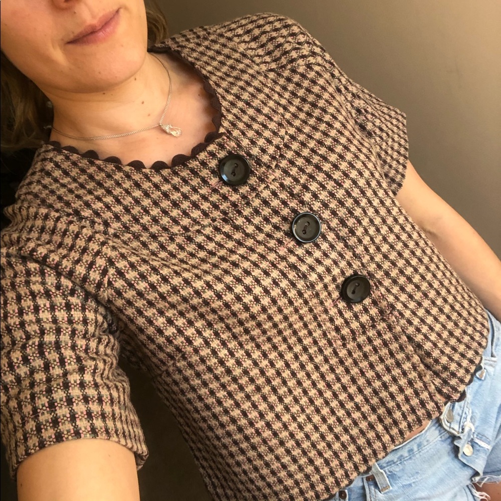 [ANTHRO] Nick & MO Cropped Scallop Blazer